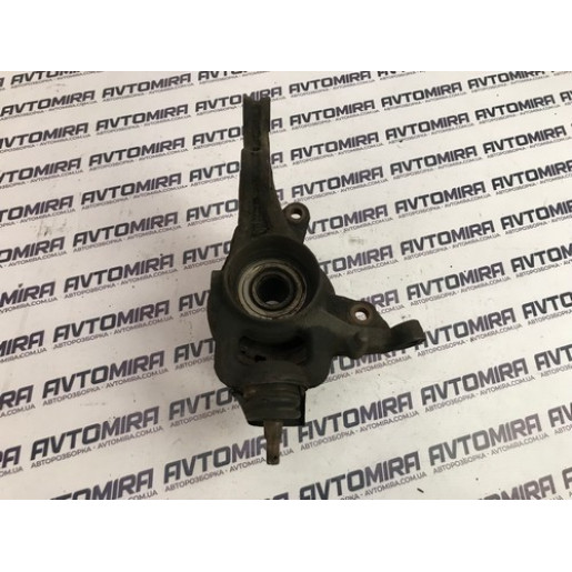 Поворотный кулак передний правый 27 зубов Hyundai i30 2007-2012 517162R000